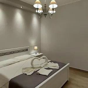 https://casa-parisi.sicilyhotelsitaly.net